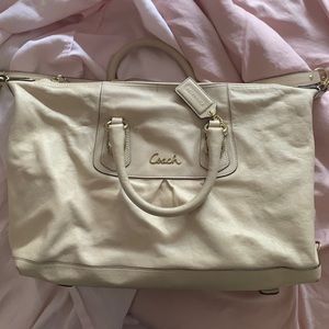RESERVED 🛑✋🏽Cream Large Madison Sabrina Satchel